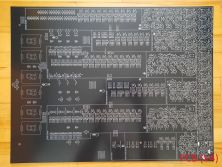 Veľké tranzistorové hodiny - Mega Transistor Clock (7)